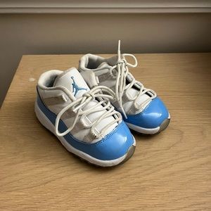 Nike Air Jordan 11 Retro Low UNC Carolina Blue Toddler Baby Size 8C
